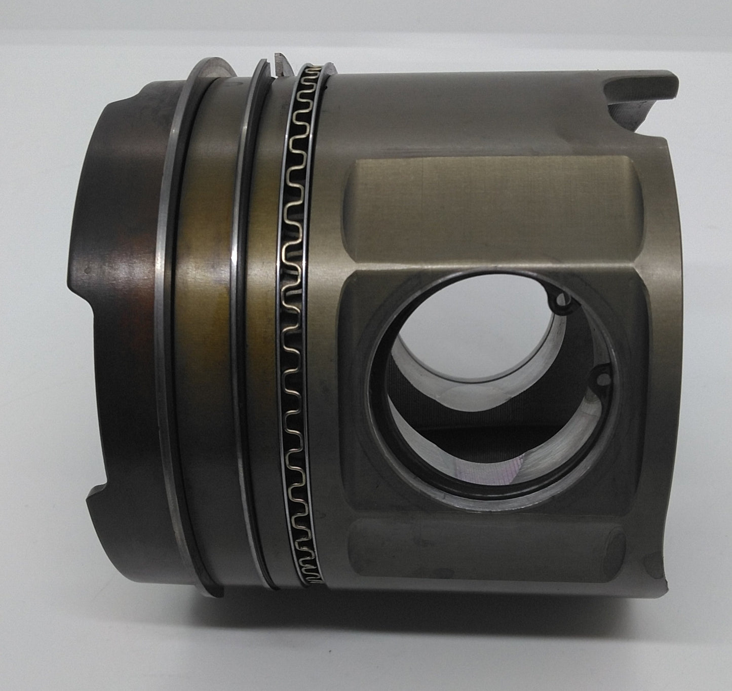 Diamond Pistons Used