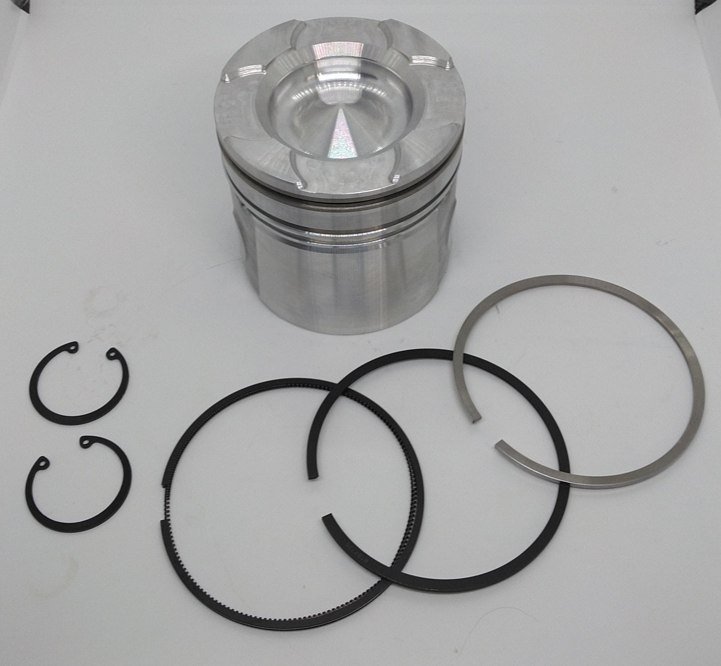 ISB Pistons STD 07.5-18 6.7L Cummins .050'' Valve Relief