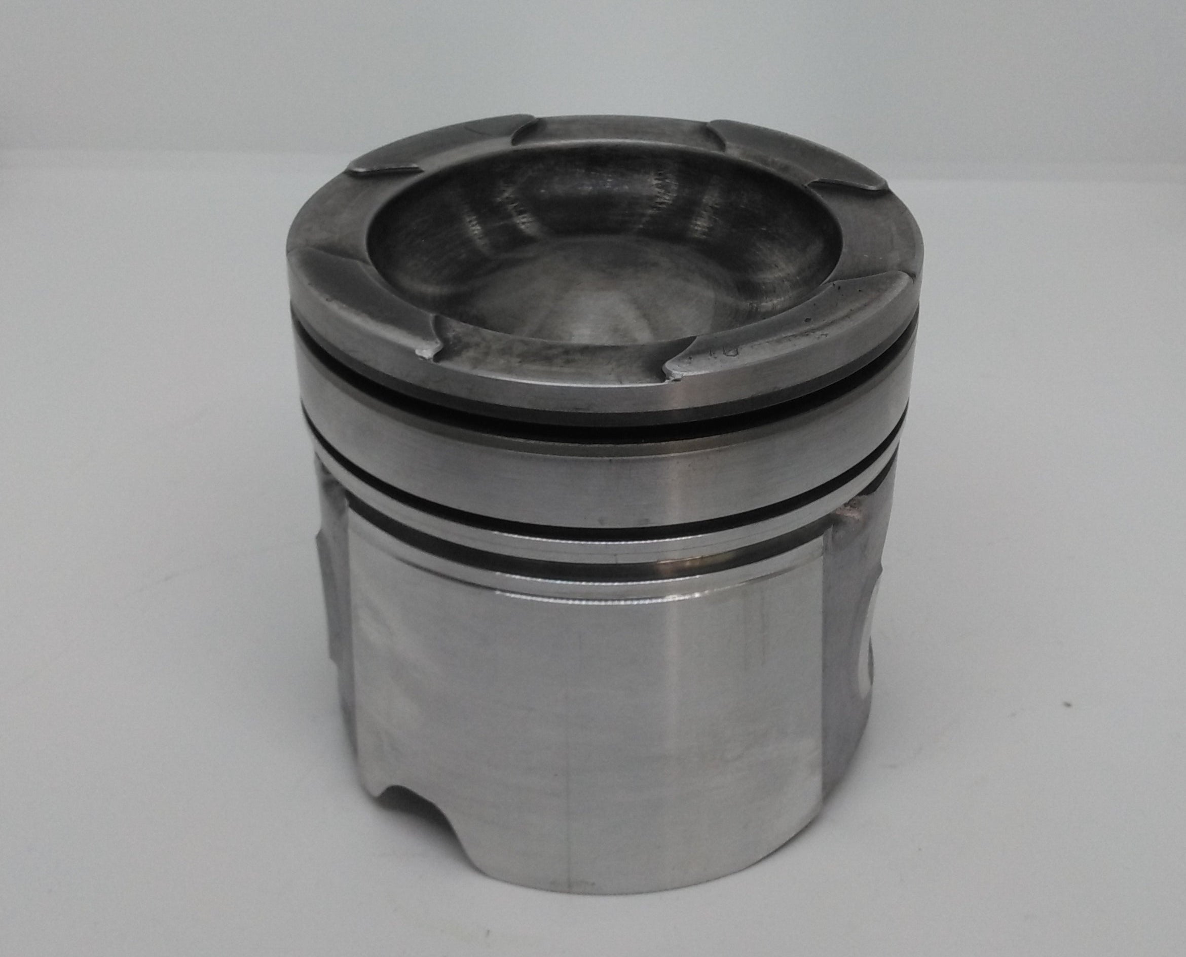 .050" Flycut 6.7 Cummins QSB Pistons +.020" Bore
