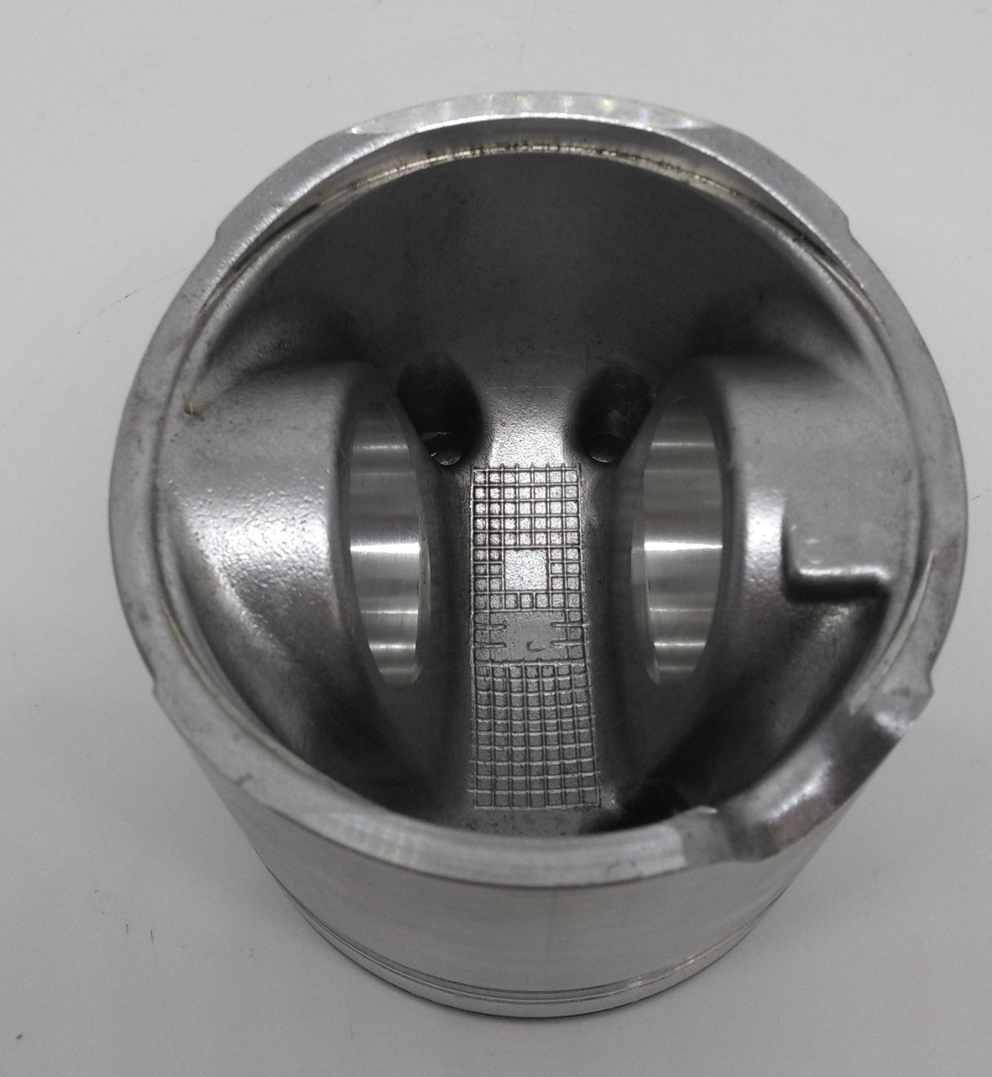 .050" Flycut 6.7 Cummins QSB Pistons +.020" Bore